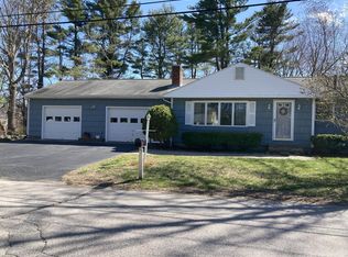 12 Edgewood Rd, Wells, ME 04090