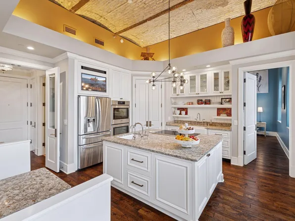 300 Wall St Unit 104, Saint Paul, MN 55101