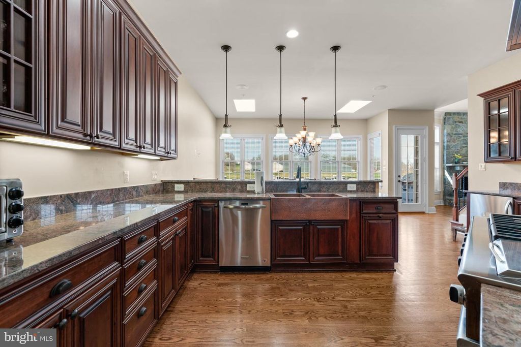 7251 Annapolis Rock Rd, Gaithersburg, MD - View 6