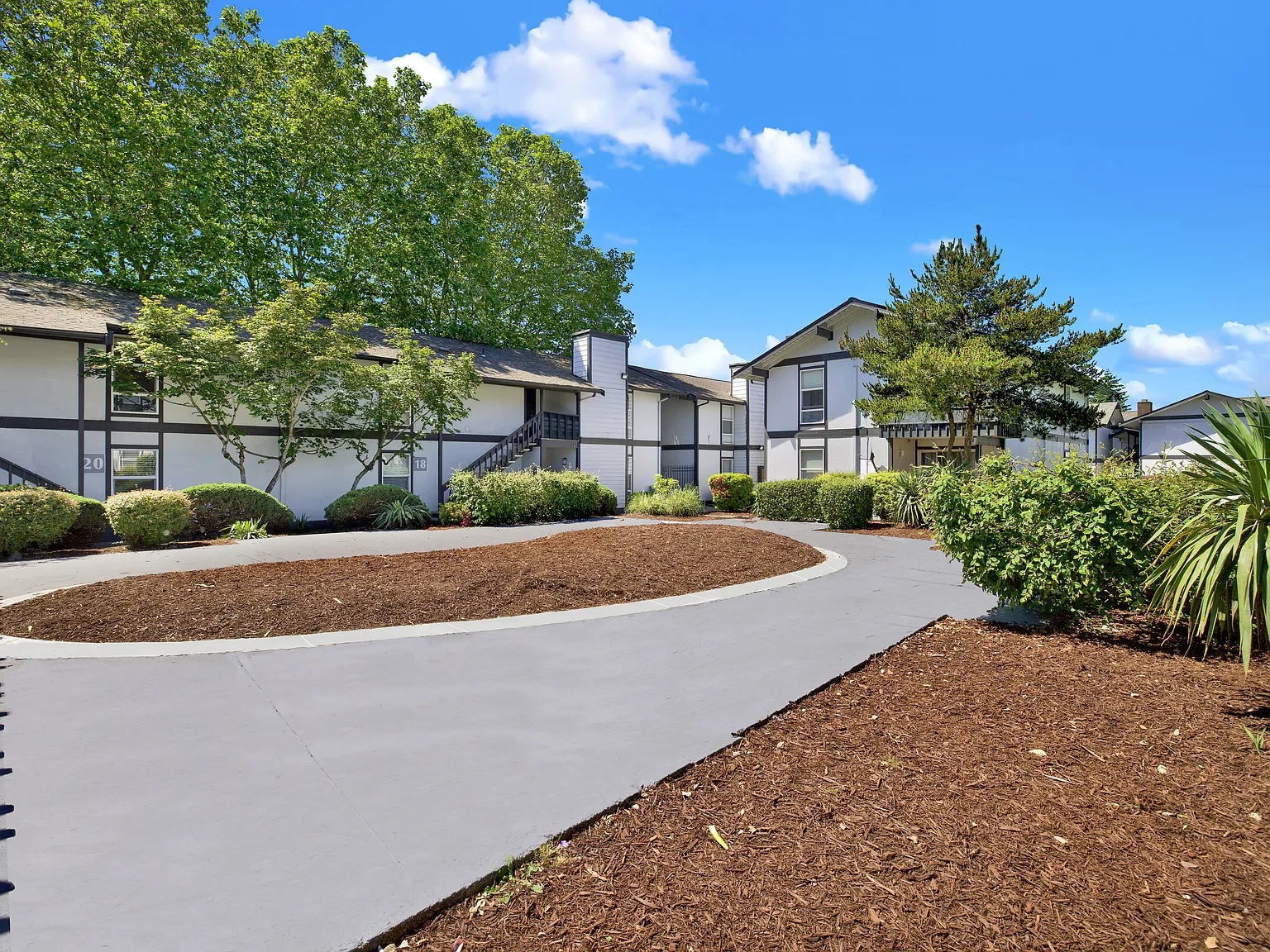 Arden Park Apartments — Photo 4