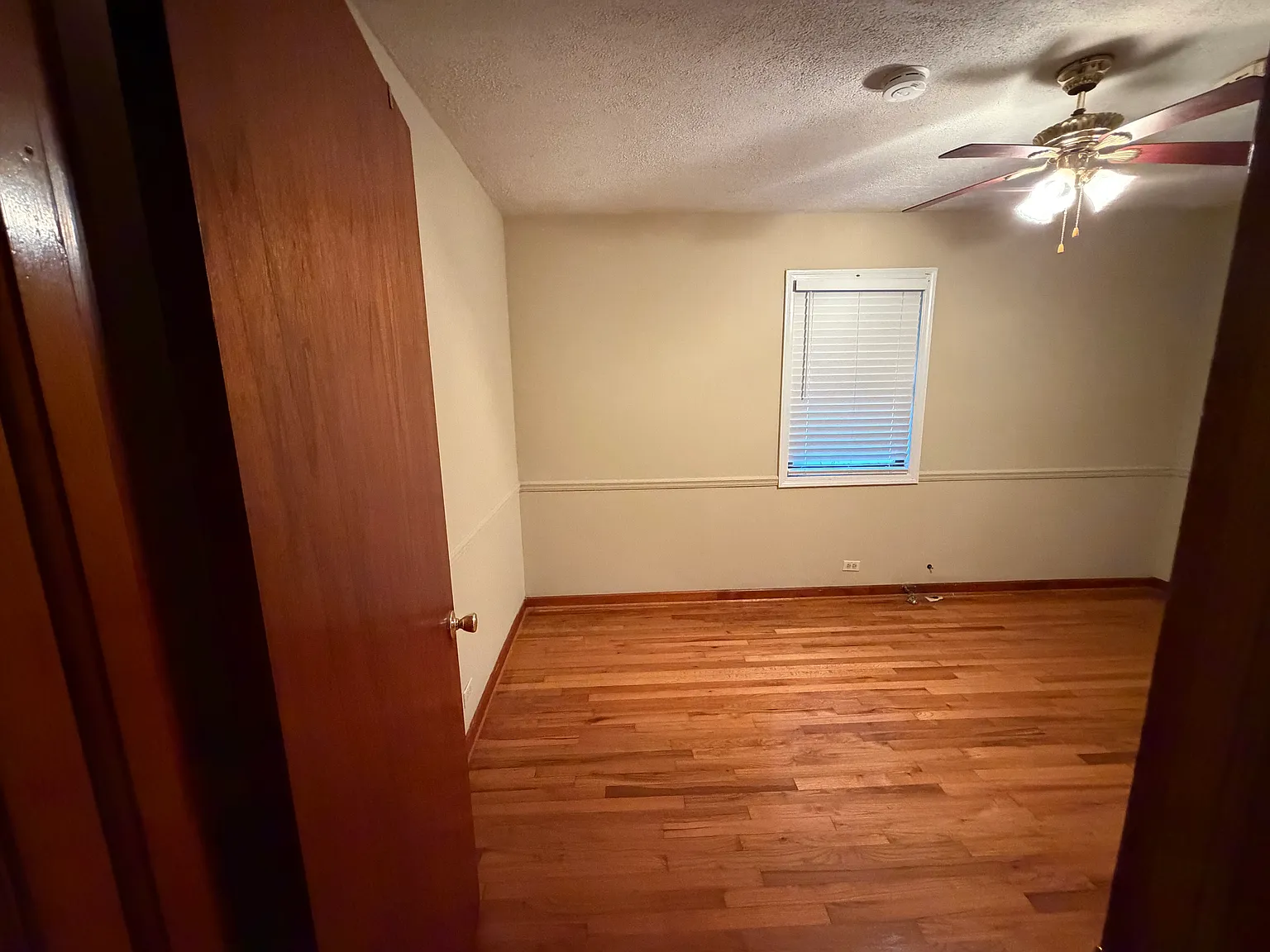3 bed, 2000 sqft, $1,600 — Photo 4