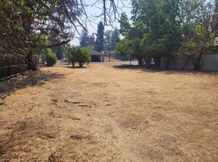 12 S Columbus Ave, Medford, OR 97501