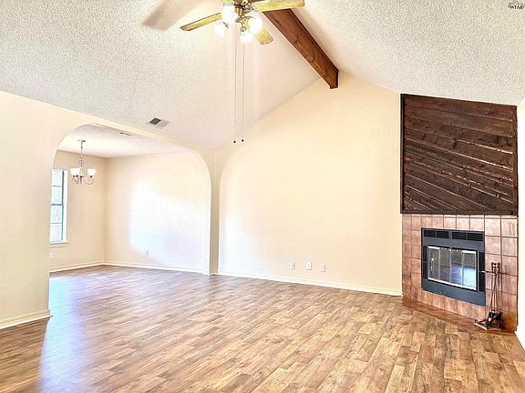 5th image of 5222 Saint Helena Dr