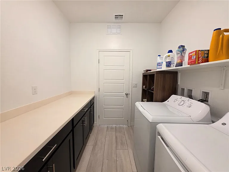 2990 Overlook Brook St — Photo 46