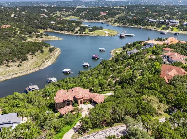 709 S Angel Light Dr, Spicewood, TX 78669