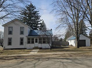 220 S Abbott St, Carson City, MI 48811