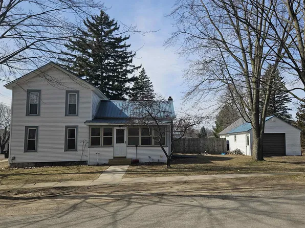 220 S Abbott St, Carson City, MI 48811
