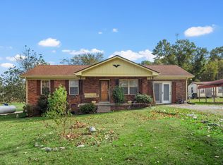 210 Crenshaw Rd, Hartsville, TN 37074