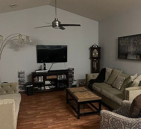 2nd image of 509 Floriade Way