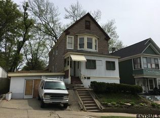 138 Linden St, Schenectady, NY 12304