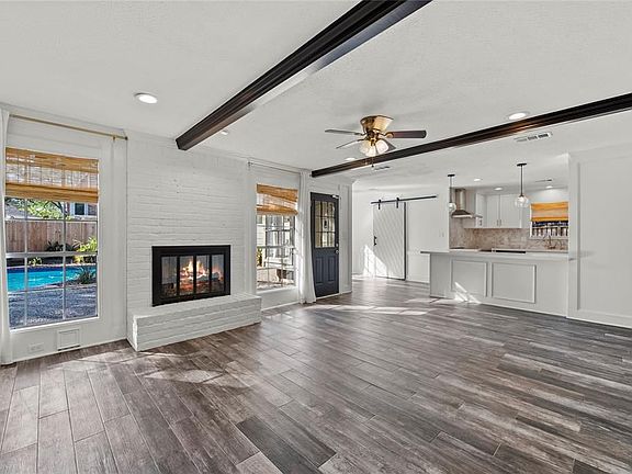 2nd image of 1414 Dominion Dr