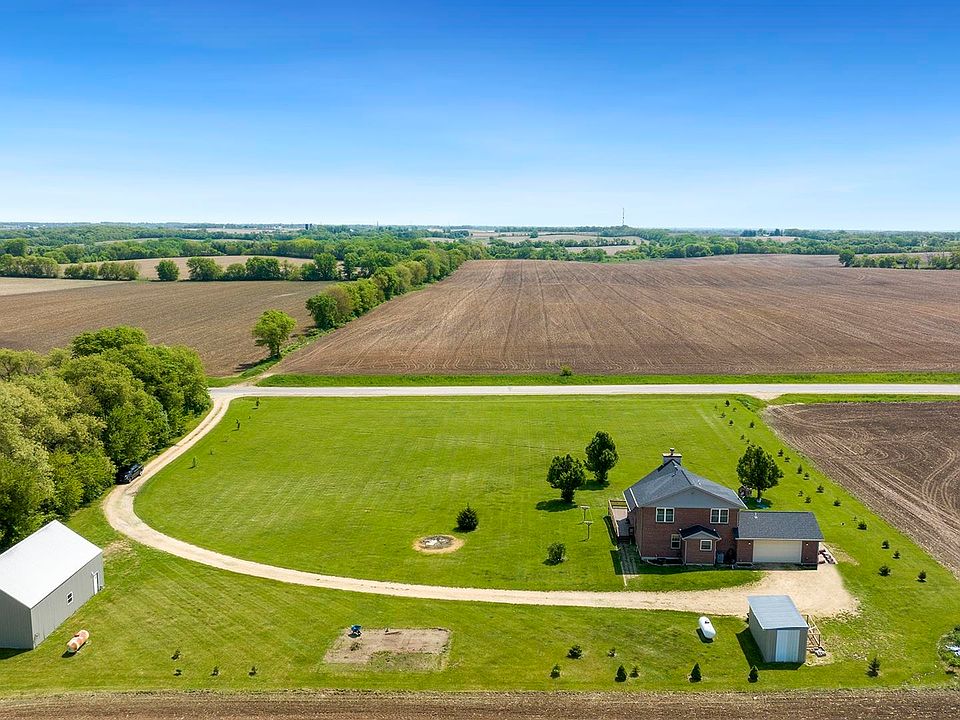 5108 N Winnebago Rd, Winnebago, IL 61088 Zillow
