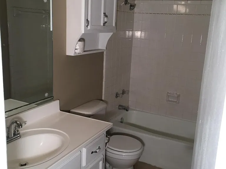 332 S Hickory Pl — Photo 7