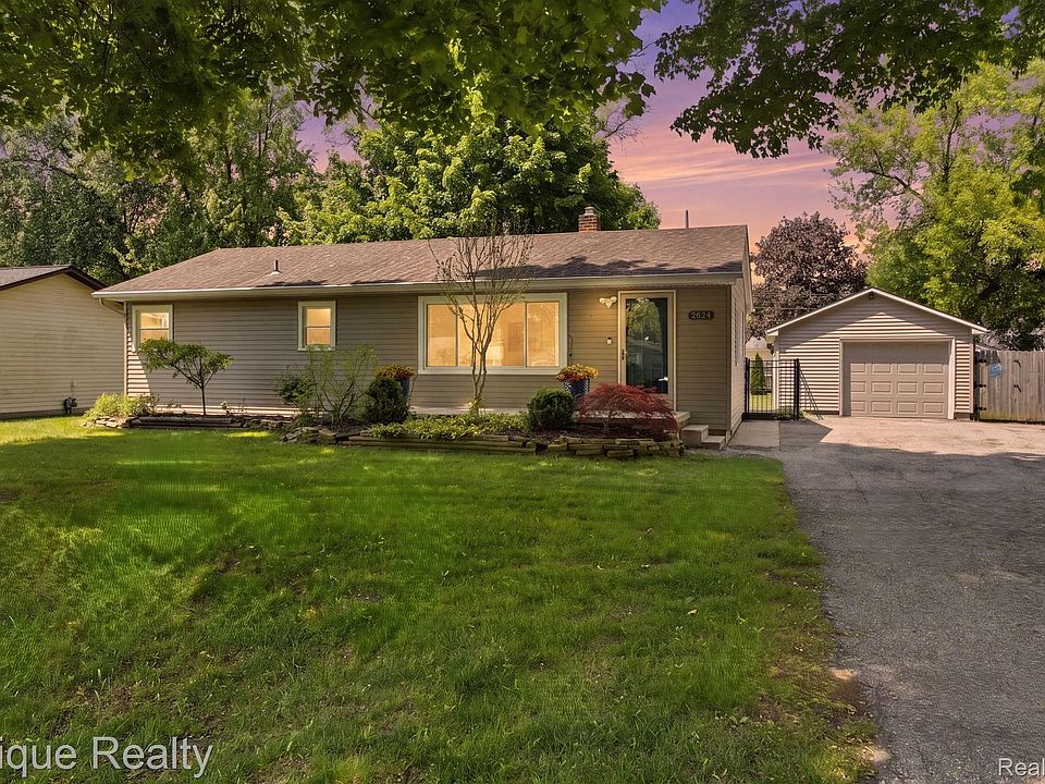 1st image of 2624 Harrison Ave