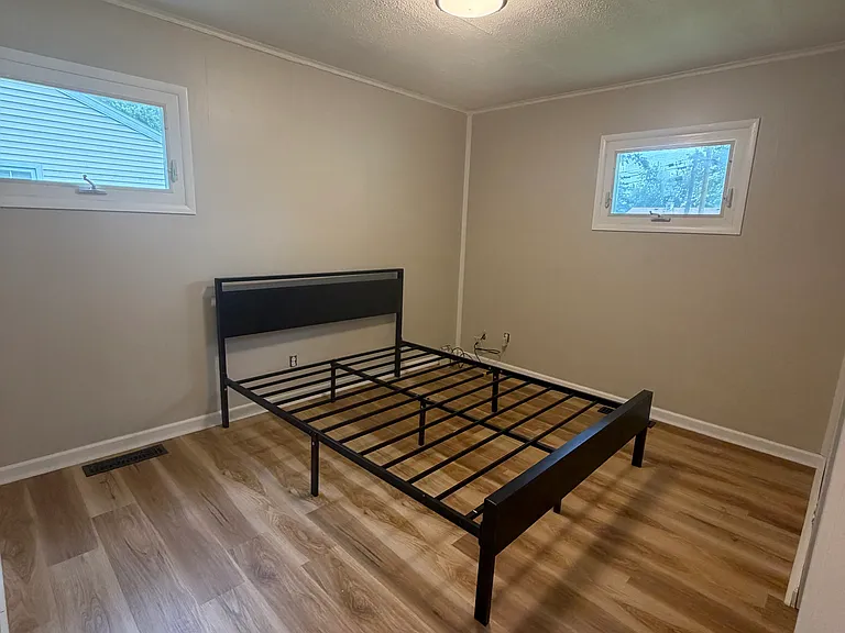 5003 Northfield Dr — Photo 8