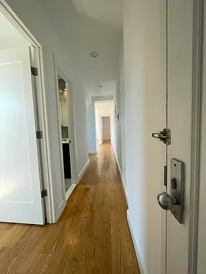 Rented by HOLTON REAL ESTATE INC. | media 28