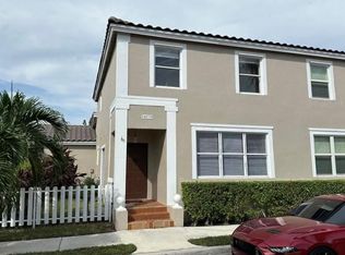 10535 NW 57th St, Pompano Beach, FL 33076