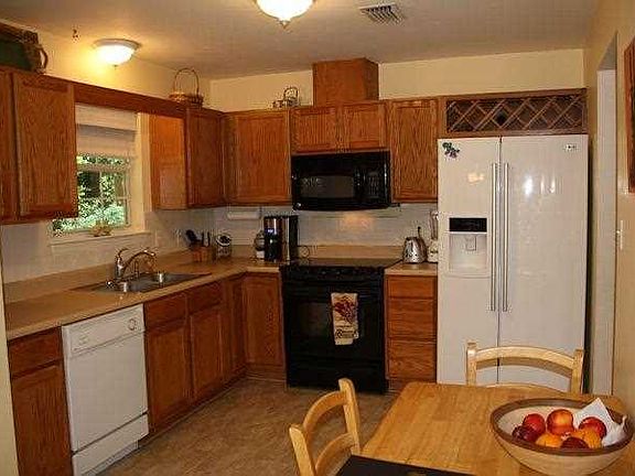 4th image of 8581 Bannerman Bluff Dr #0