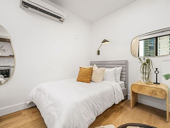 4th image of 570 Fulton St #4G