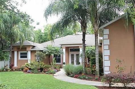 1st image of 15713 Acorn Cir