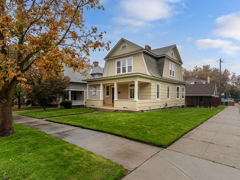 1728 W 11th Ave — Photo 24