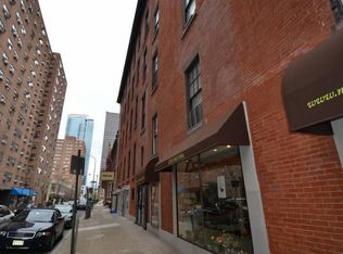 2051 Walnut St #2F, Philadelphia, PA 19103