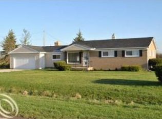 2045 E Labo Rd, Carleton, MI 48117