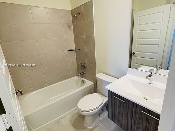2nd image of 6425 NW 103rd Pl #107