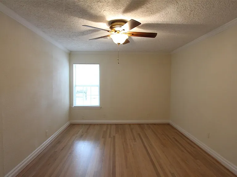 6630 Corbin St — Photo 8
