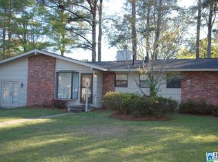 132 Briar Grove Dr, Birmingham, AL 35210