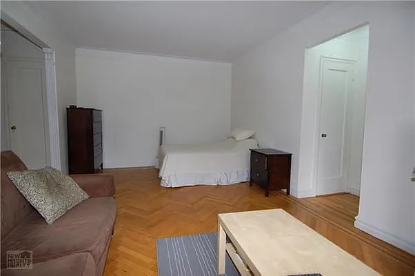 Sold by New Heights Realty | media 15