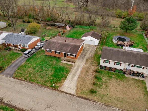 22 Coventry Dr, Chillicothe, OH 45601