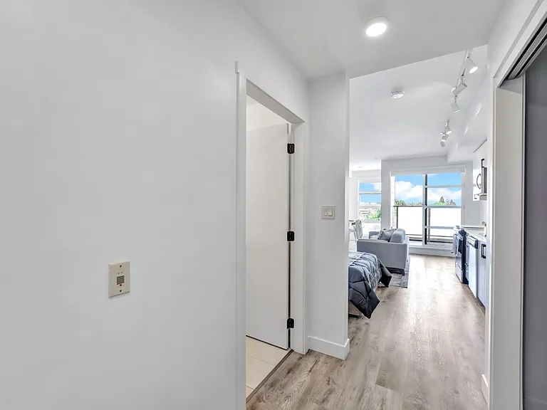 3949 Shelbourne St — Photo 12