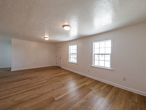 3rd image of 3119 N Jackson Ave