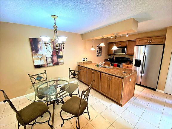 4th image of 8770 Live Oak Ct Unit 8770