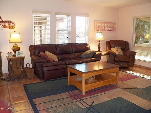 3rd image of 380 W Calle De La Amistad