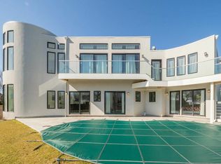 (Undisclosed Address), Amagansett, NY 11930