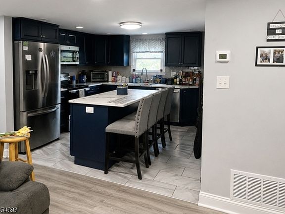 3rd image of 51 Cork Hill Rd