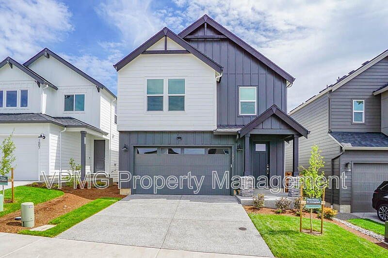 1st image of 1605 NE 180th Ave