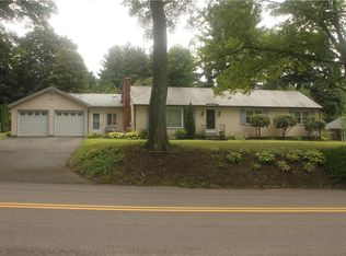 115 Wadhams Rd, Bloomfield, CT 06002