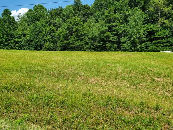 1618 N Molala Trl, Greensburg, IN 47240