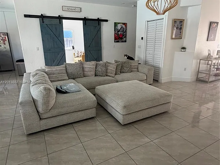 16479 SW 53rd St — Photo 7