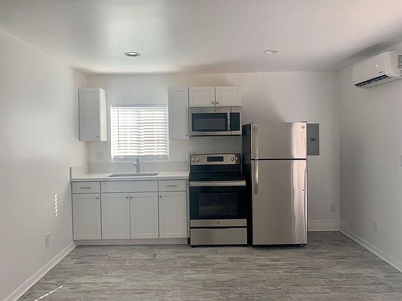 2nd image of 1308 W Verdugo Ave