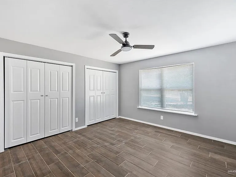 302 Stacie Ln — Photo 7