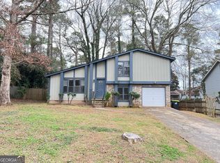 9028 Raven Dr, Jonesboro, GA 30238