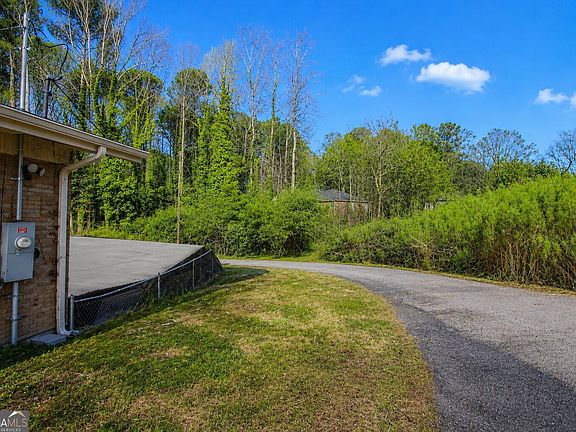 4th image of 500 Piedmont Rd NE