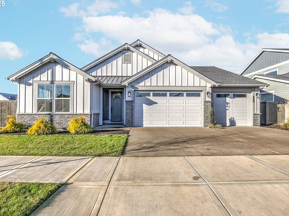 1st image of 4497 SE 62nd Ave