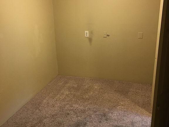 4th image of 2663 Rushmore Dr
