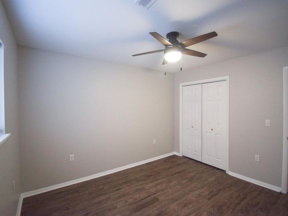 4th image of 1308 SE C St #A