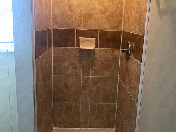 5th image of 11439 Gresham Pl
